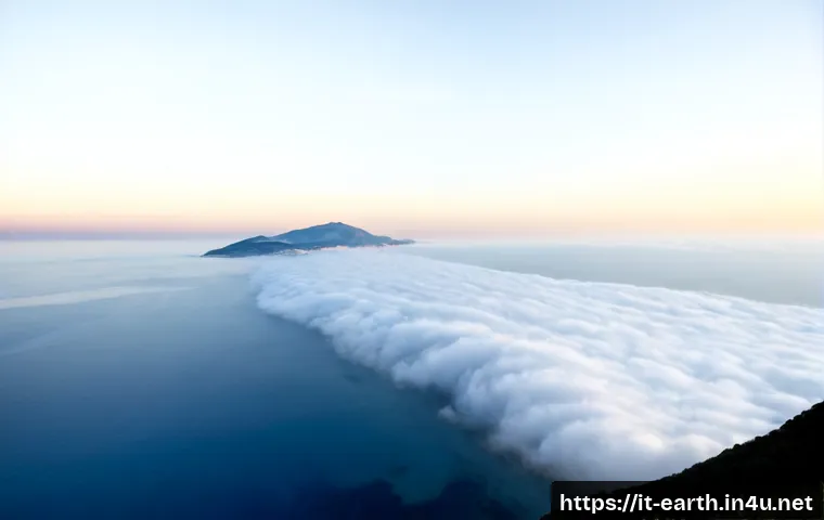 지구과학과 대기 순환 - Photorealistic wide view of the Mediterranean Sea near the Italian coast, dramatic atmospheric circu...